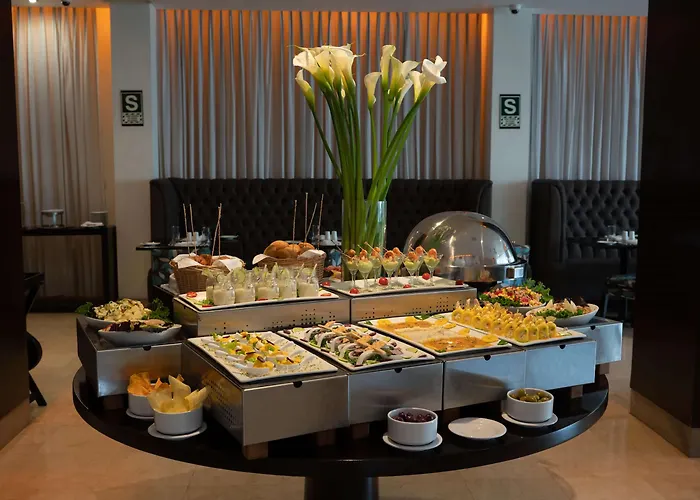 Radisson San Isidro Hotel & Suites