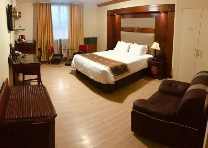 Oro Inn